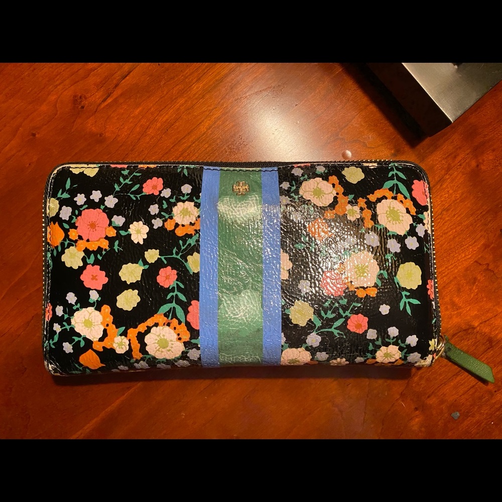 Tory Burch Robinson Floral Wallet